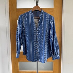 Zara Blue Textured Top with White Stitching